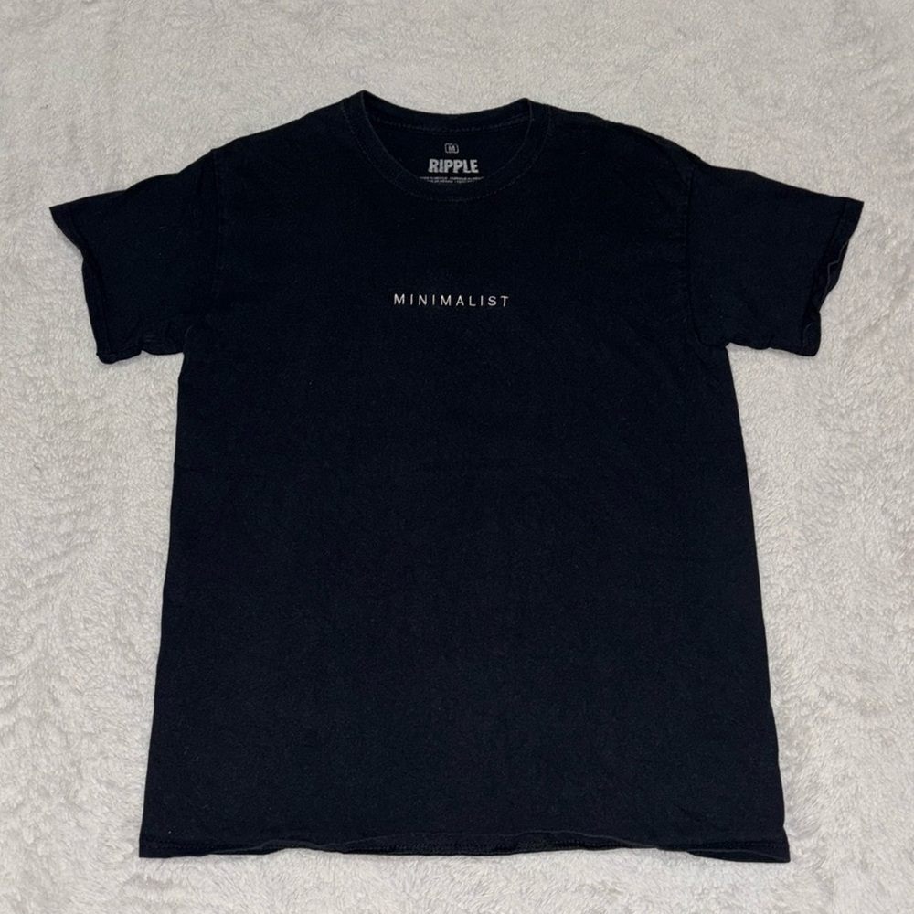 Ripple minimalist black t shirt size medium